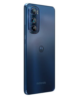 Telefon Telefon Motorola Edge 30 Dual Sim 128-8GB 5G Meteor Grey fiind plasat cu spatele pe un fundal alb intr-un unghi de aproximativ 20 de grade spre dreapta