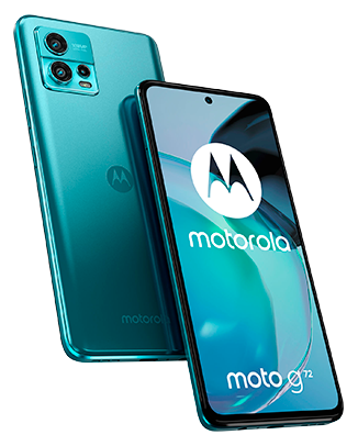 Telefon Telefon Moto G72 albastru, vizibil fata spate, imagine de fundal cu logo Motorola, pe telefonul cu spatele observandu-se cele 3 camere